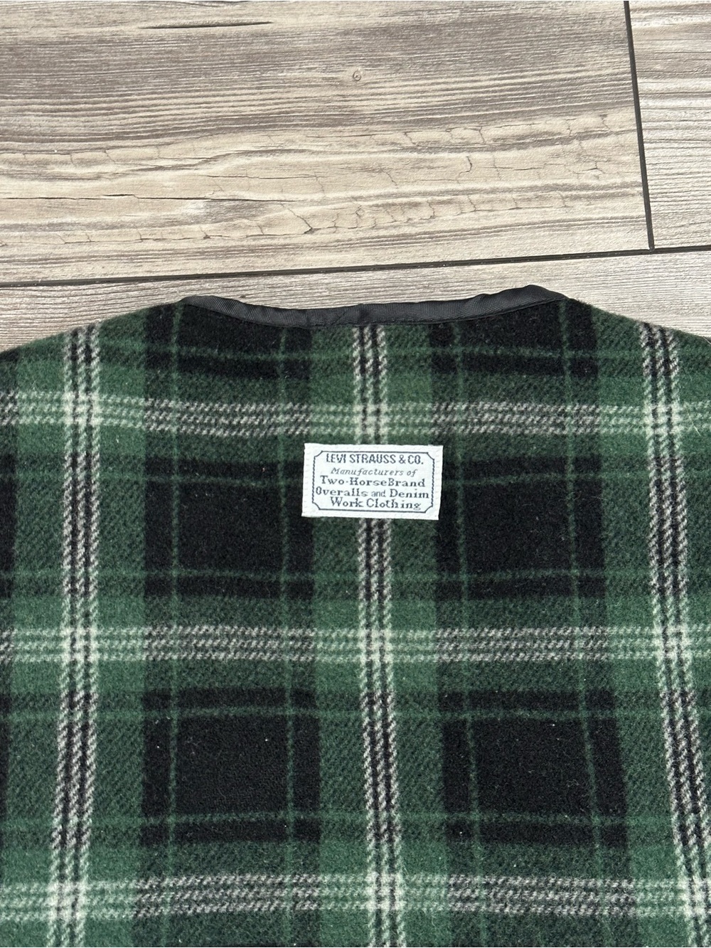 Vintage Levi's Plaid Wool Sherpa Lined Vest - Picture 5 of 5